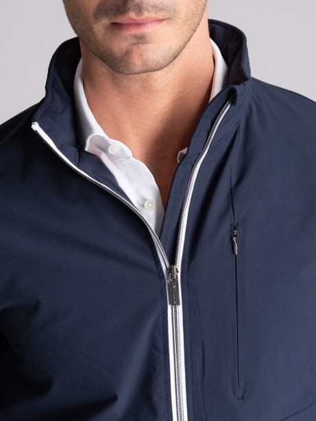 Chaqueta deportiva para hombre con acolchado y capucha 2