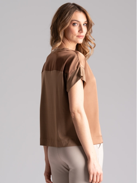 Camisa de mujer en dos tejidos cuello redondo manga baja