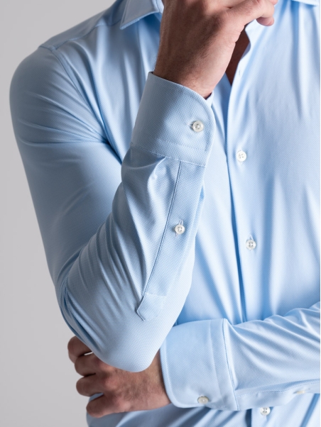 Camisa de hombre TECNO micro armour cuello semifrancés