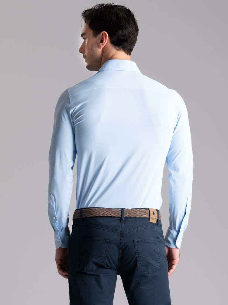 Camisa de hombre TECNO micro armour cuello semifrancés
