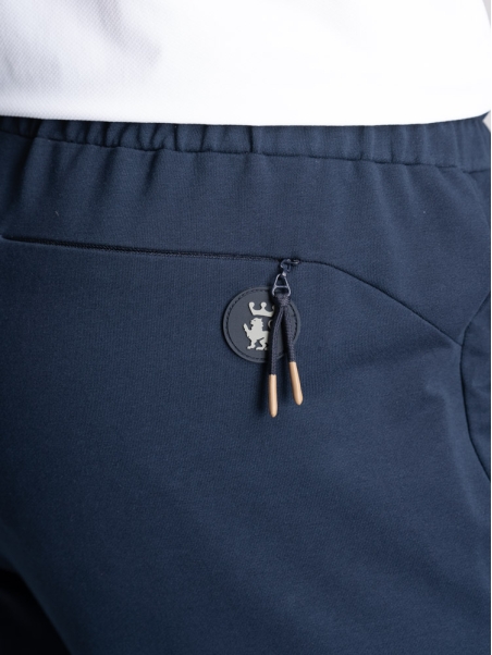 Jogger TECNO modelo chino para hombre