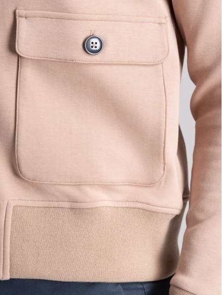 Cazadora bomber de punto para hombre con botonadura y bolsillos