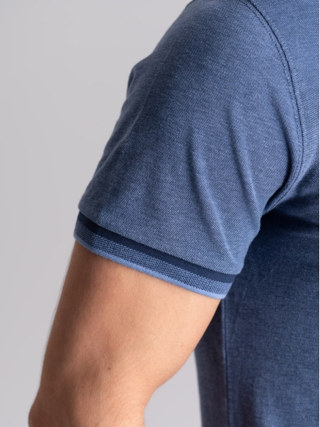 Polo de media manga para hombre teñido en hilo