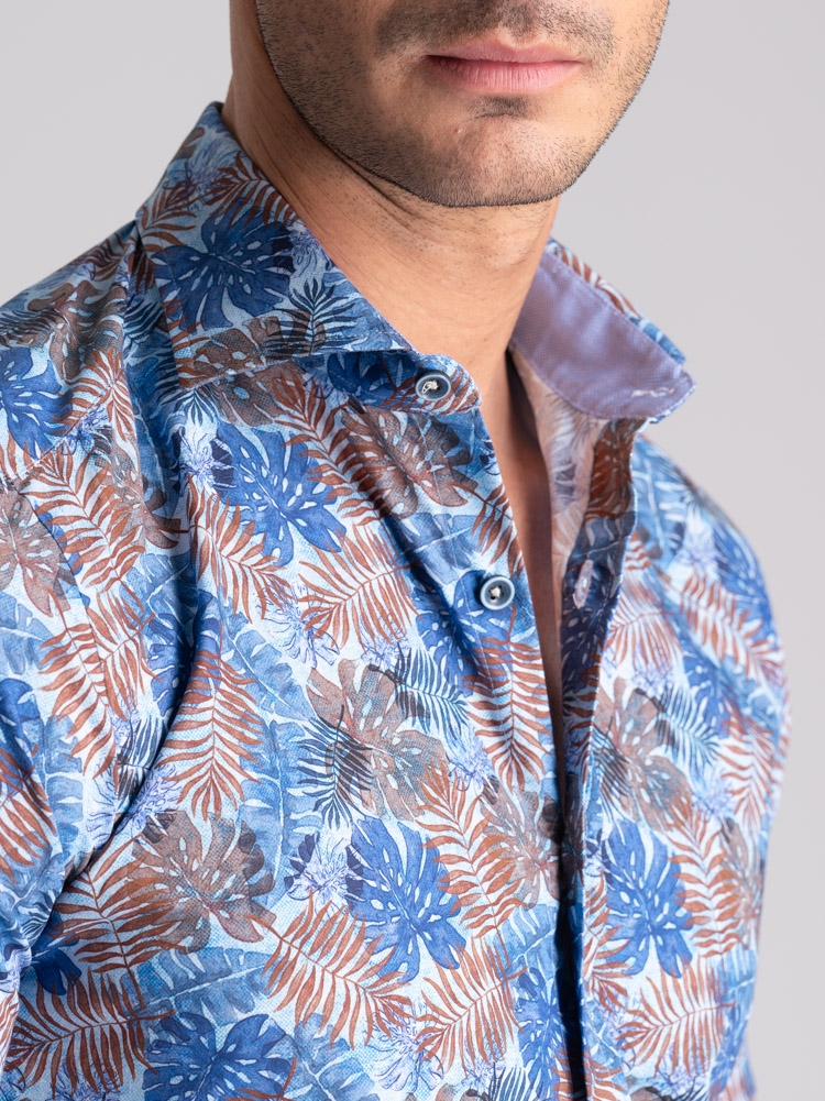 Camisa hawaiana de hombre de media manga y cuello semifrancés