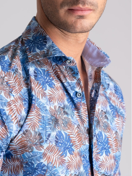 Camisa hawaiana de hombre de media manga y cuello semifrancés
