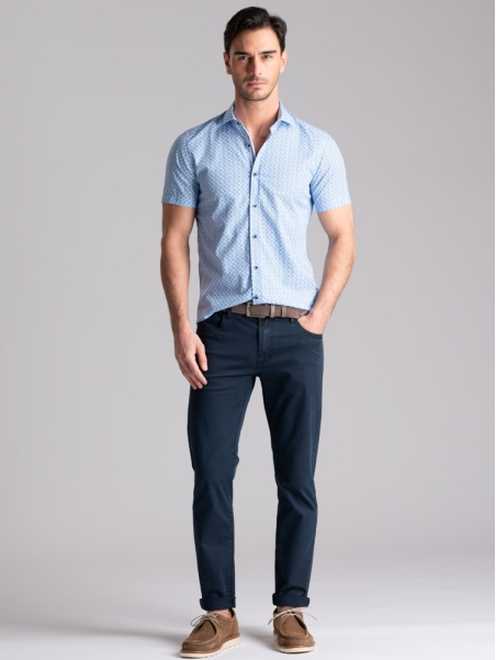 Camisa flor hombre media manga cuello semifrancés