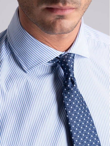 Camisa de rayas regular azul cuello semifrancés para hombre