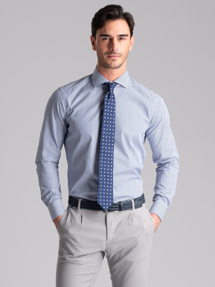 Camisa de rayas regular azul cuello semifrancés para hombre