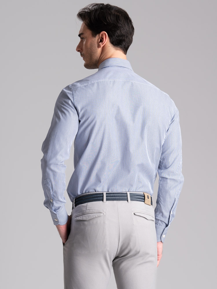Camisa de rayas regular azul cuello semifrancés para hombre