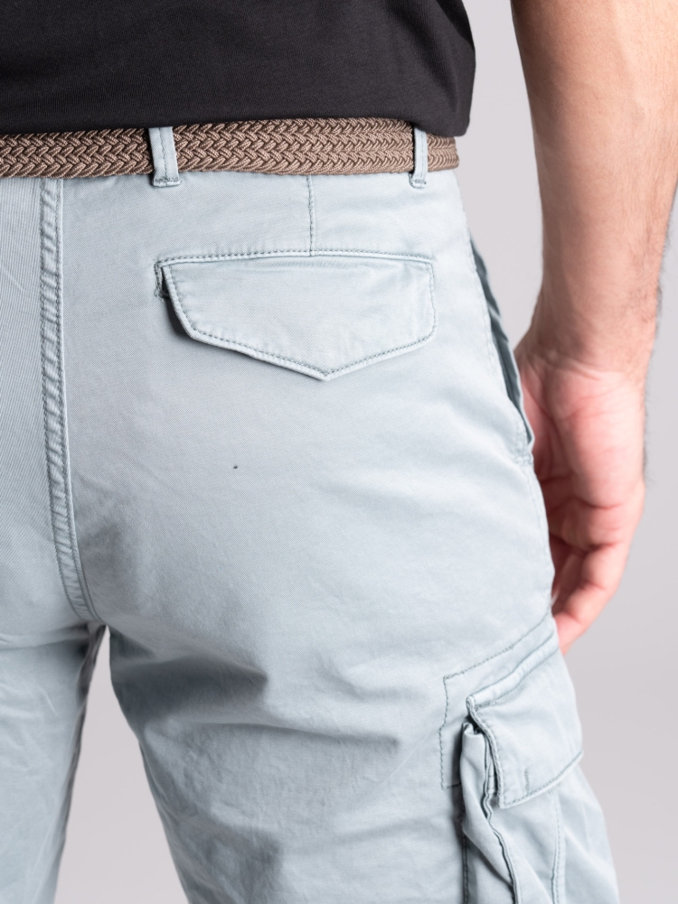 Bermudas cargo de hombre en gabardina de algodón efecto envejecido