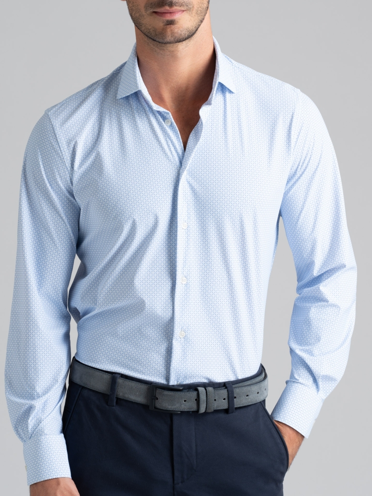 Camisa hombre TECNO micro diseño azul claro cuello semifrancés