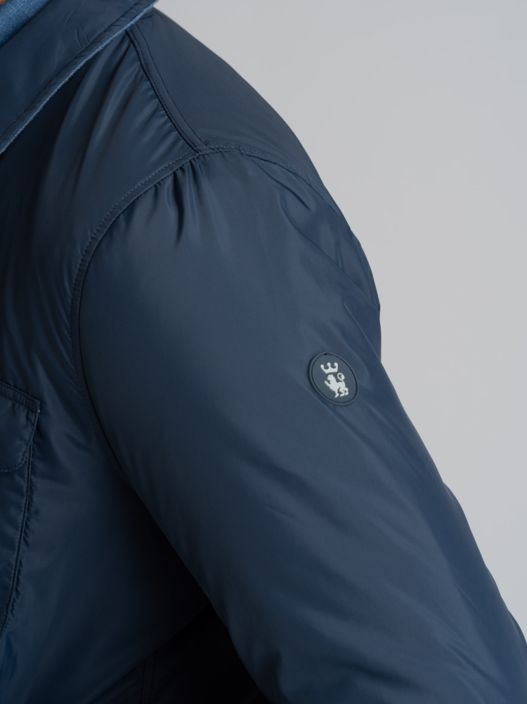 Chaqueta térmica reversible tipo camisa
