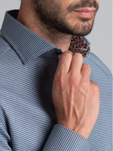 Camicia uomo con disegno geometrico blu e verde