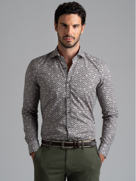 Camisa de hombre con estampado geométrico