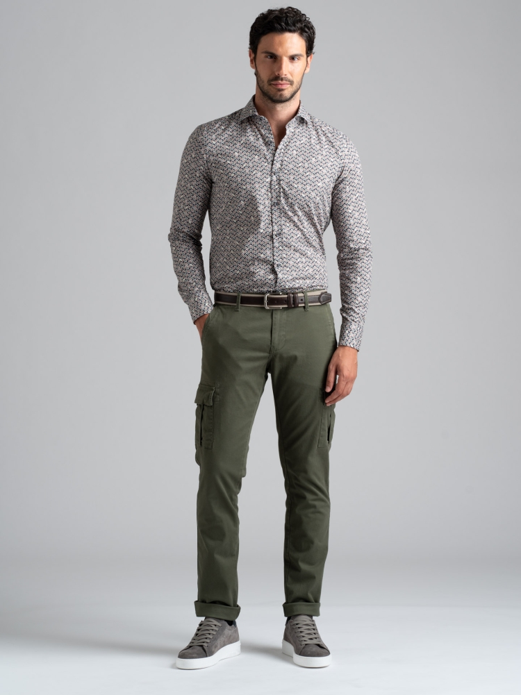 Camisa de hombre con estampado geométrico