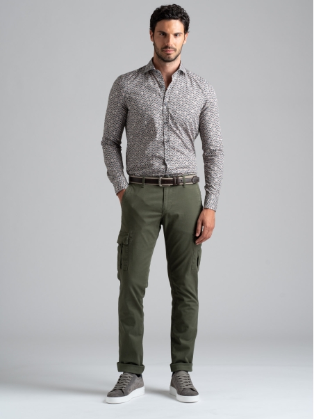 Camisa de hombre con estampado geométrico