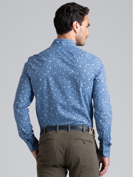 Camisa de hombre con estampado geométrico