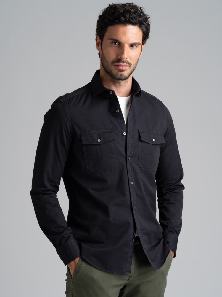 Camicia uomo slim in tessuto twill tinto capo