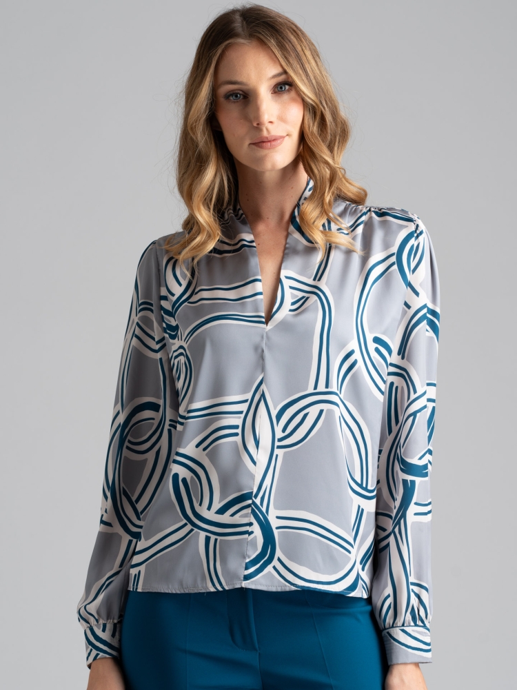 Camisa de mujer con cuello chal y estampado geométrico