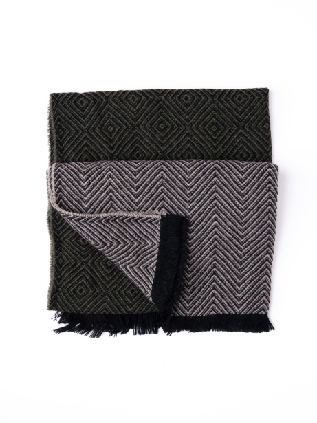 Bufanda de hombre en espiga con diseño jacquard geométrico 2
