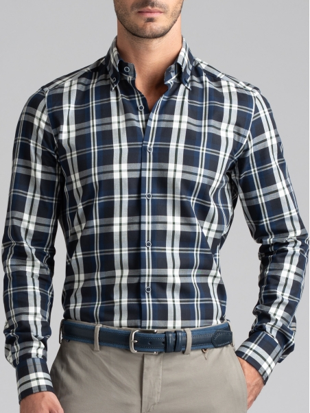 Camisa de hombre azul madrás con cuello abotonado