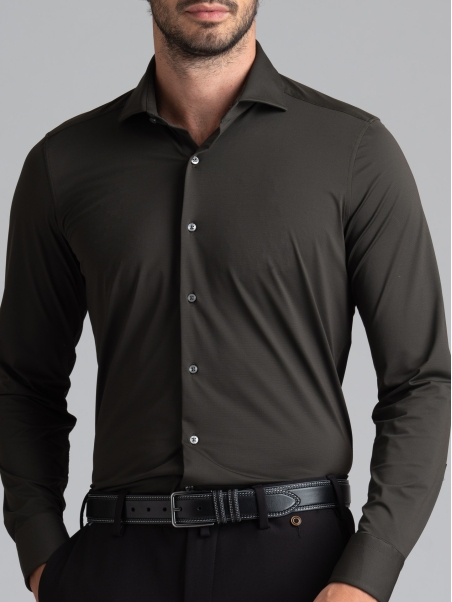 Camisa de hombre TECNO verde cuello semifrancés