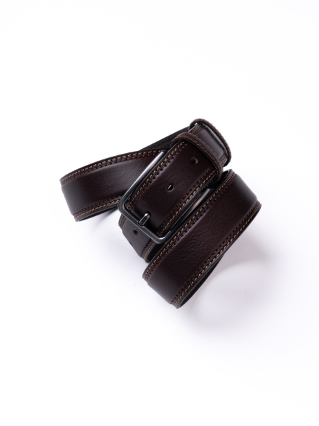 Cinturón de piel para hombre con pespunte bicolor