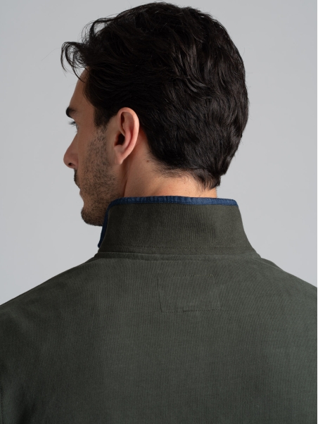 Polo de hombre en jersey con cuello ribeteado