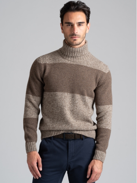 Jersey de hombre de cuello alto mouliné con inserciones en tono melange
