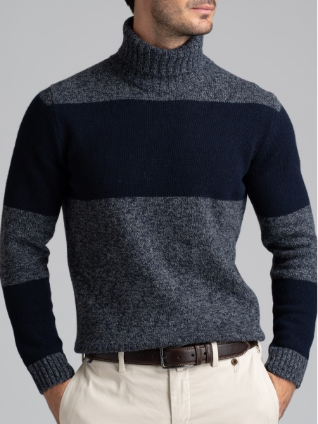 Jersey de hombre de cuello alto mouliné con inserciones en tono melange