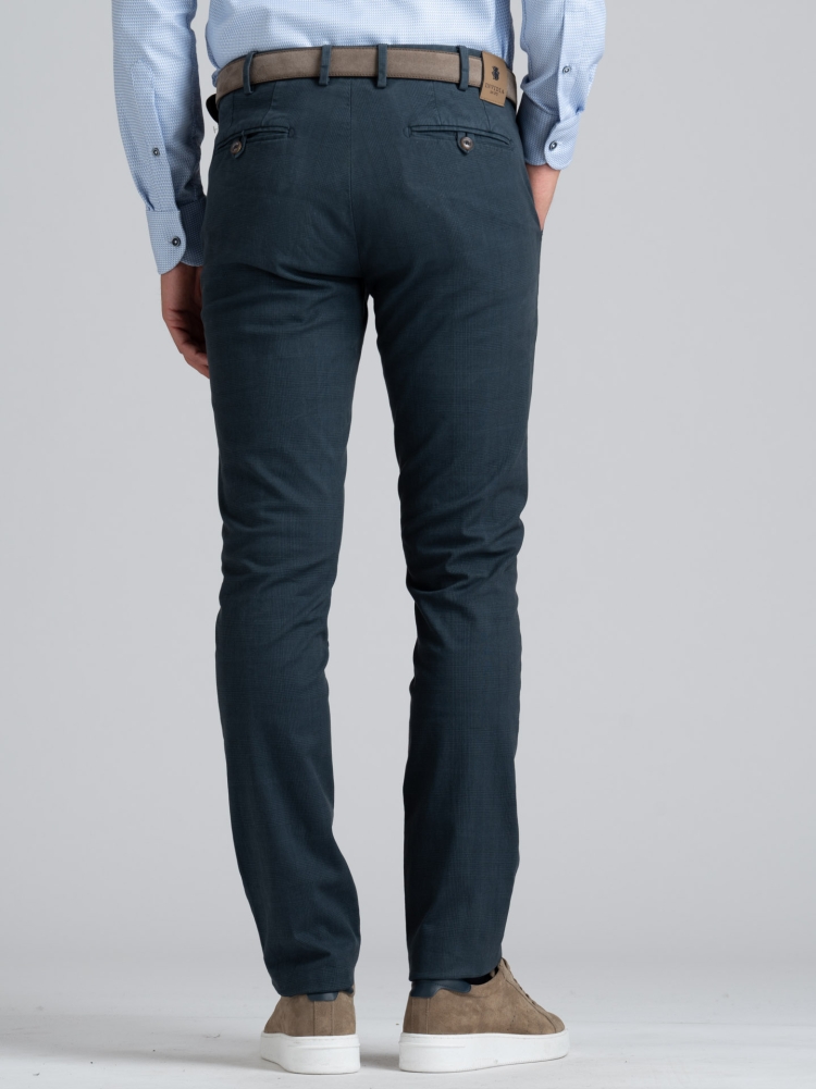 Pantalón chino de gabardina teñida Príncipe de Gales para hombre