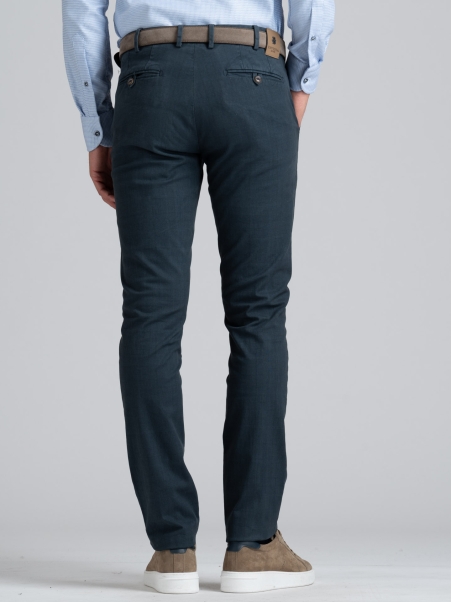 Pantalón chino de gabardina teñida Príncipe de Gales para hombre