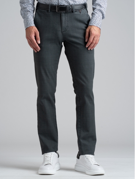 Pantalón chino de gabardina teñida Príncipe de Gales para hombre