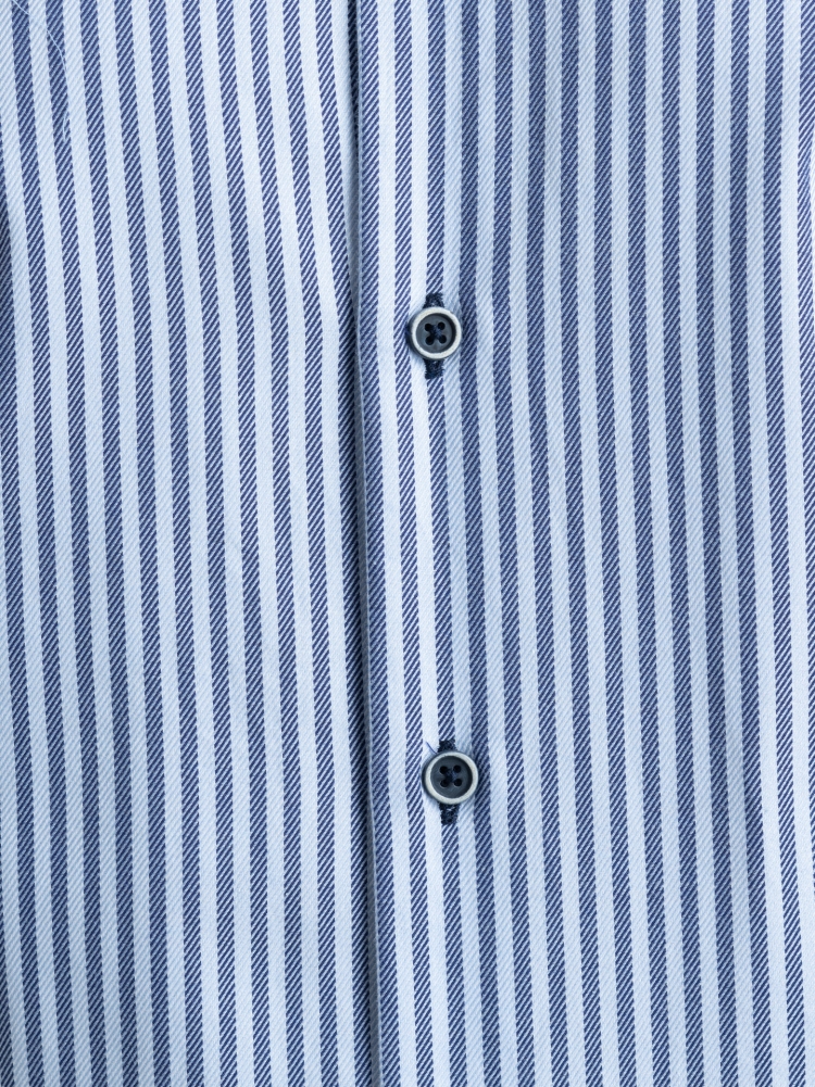 Camisa de rayas para hombre en tejido de sarga real
