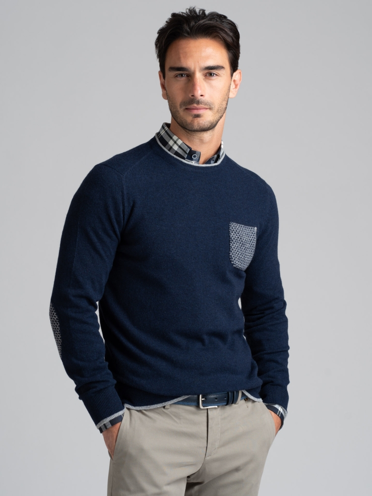 Jersey de cuello redondo para hombre confeccionado en mezcla de lana de galga 12 con bolsillo