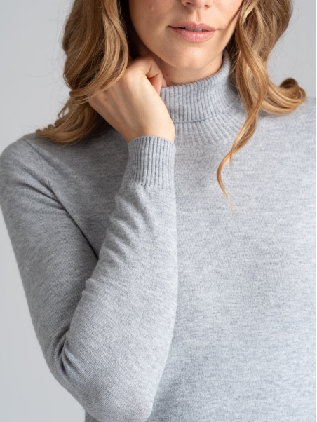 Jersey básico de cuello alto para mujer en mezcla de viscosa
