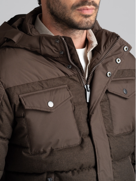 Chaqueta de plumón para hombre en franela e inserciones de tejido micro ripstop