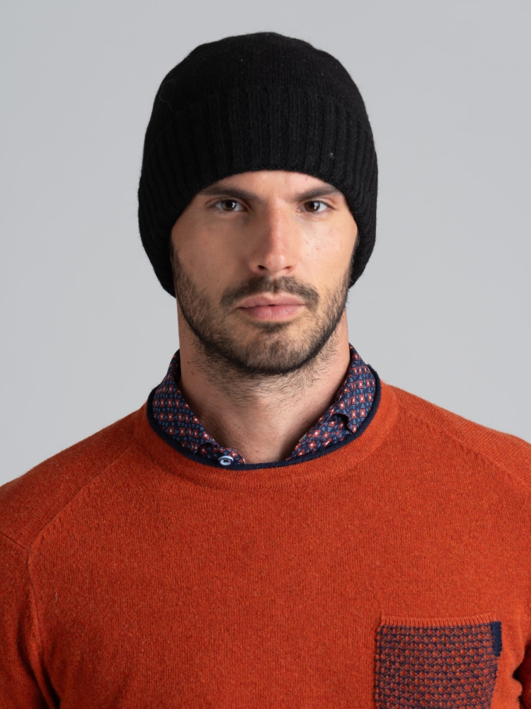 Gorra lisa de hombre en mezcla de lana con borde de canalé