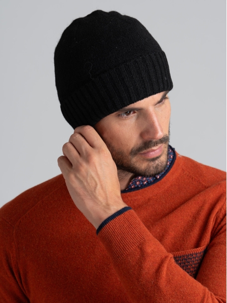 Gorra lisa de hombre en mezcla de lana con borde de canalé