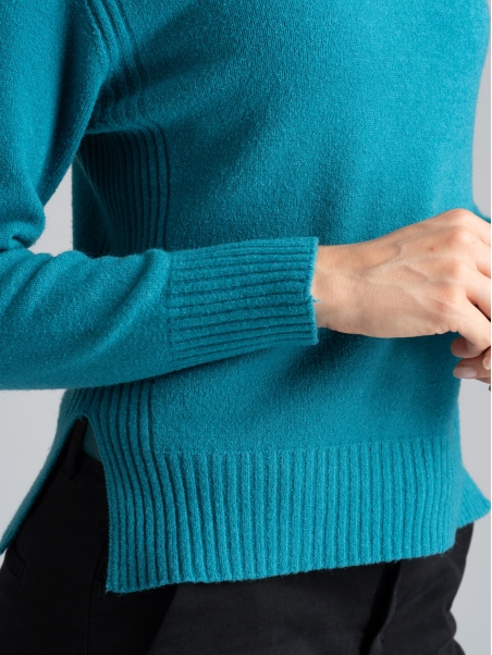 Jersey abierto de mujer con cuello redondo color sólido