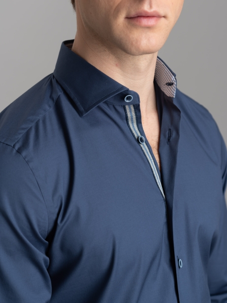 Camicia uomo blu in popeline con collo semi francese