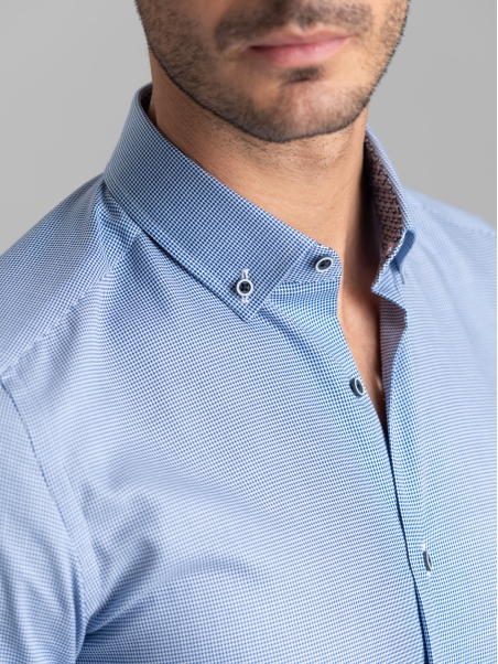 Camicia uomo micro armatura azzurra con collo button down