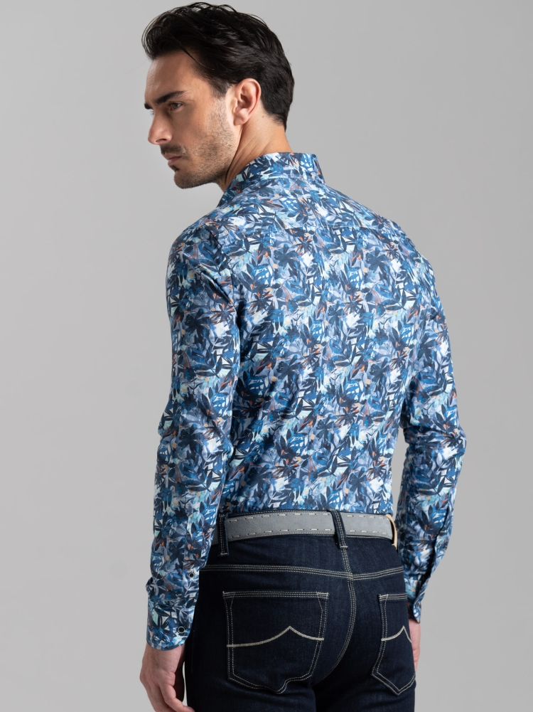 Camisa de popelina azul para hombre con cuello abotonado