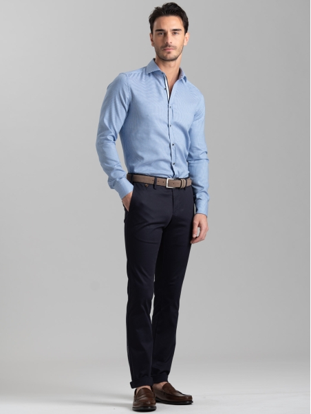 Pantalón chino de hombre de tricotina elástica teñida por piezas