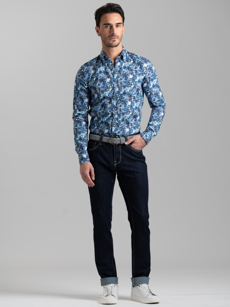 Vaqueros de hombre de 5 bolsillos azul oscuro con costuras de contraste