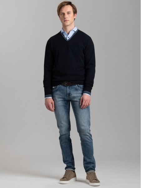Jersey de hombre de algodón con cuello en V y contrastes