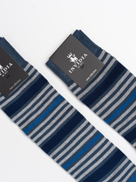 Calcetines de rayas para hombre