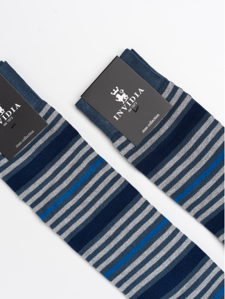 Calcetines de rayas para hombre