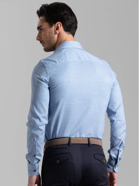 Camisa de hombre azul pata de gallo con cuello semifrancés