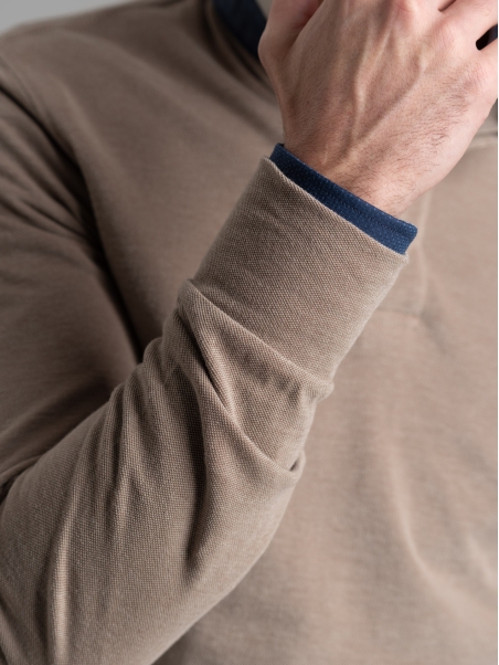 Polo de manga larga para hombre con cuello a rayas